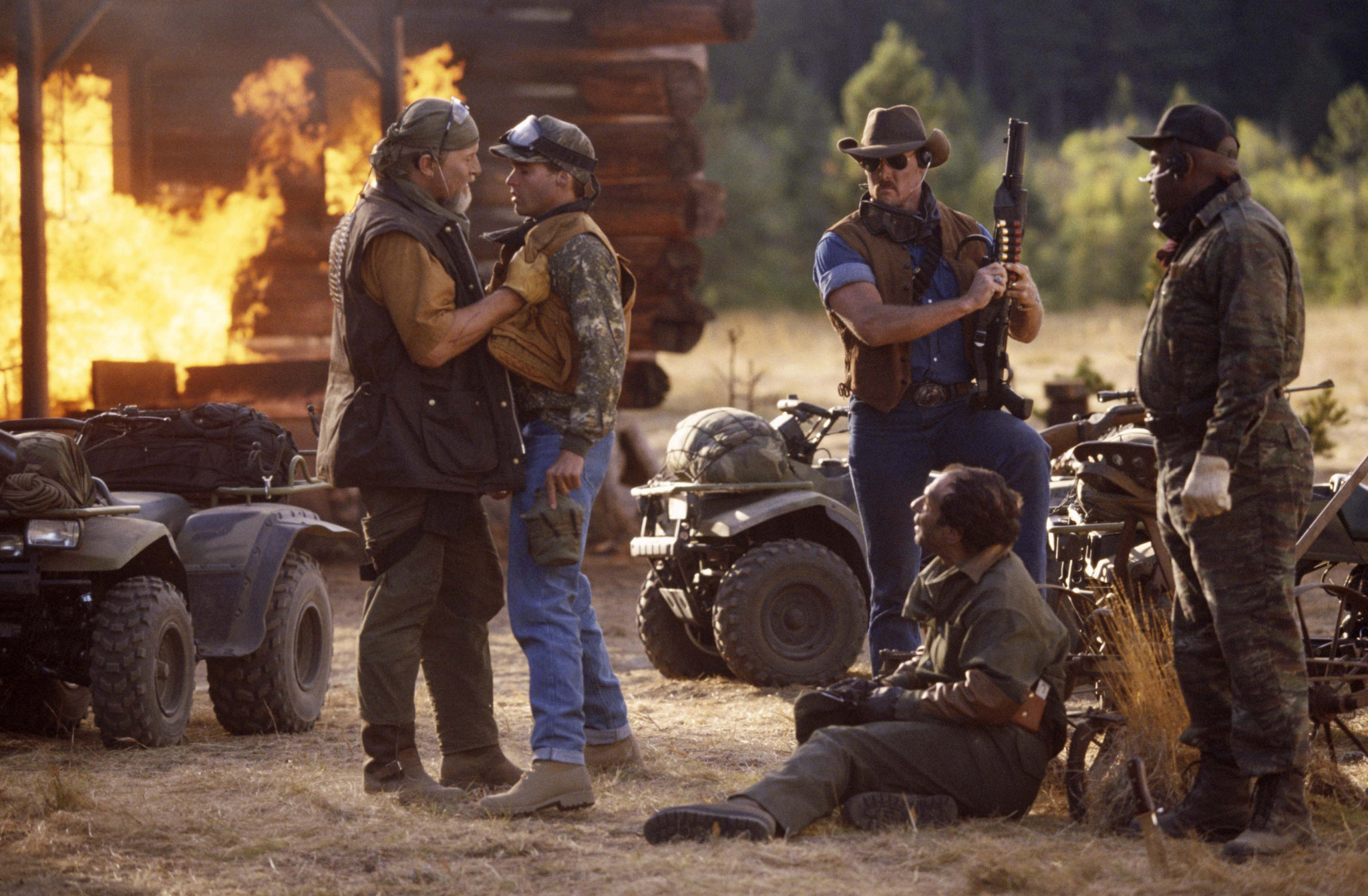 Still of Rutger Hauer, F. Murray Abraham, Charles S. Dutton and John C. McGinley in Surviving the Game (1994)