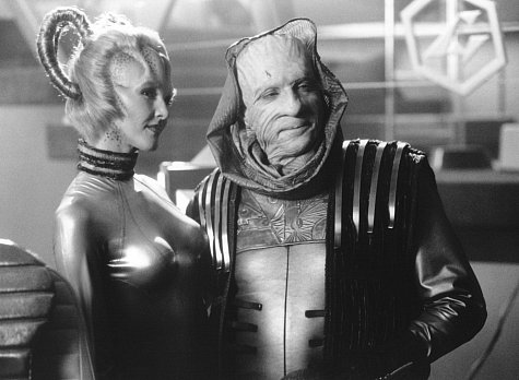 Still of F. Murray Abraham in Star Trek: Insurrection (1998)