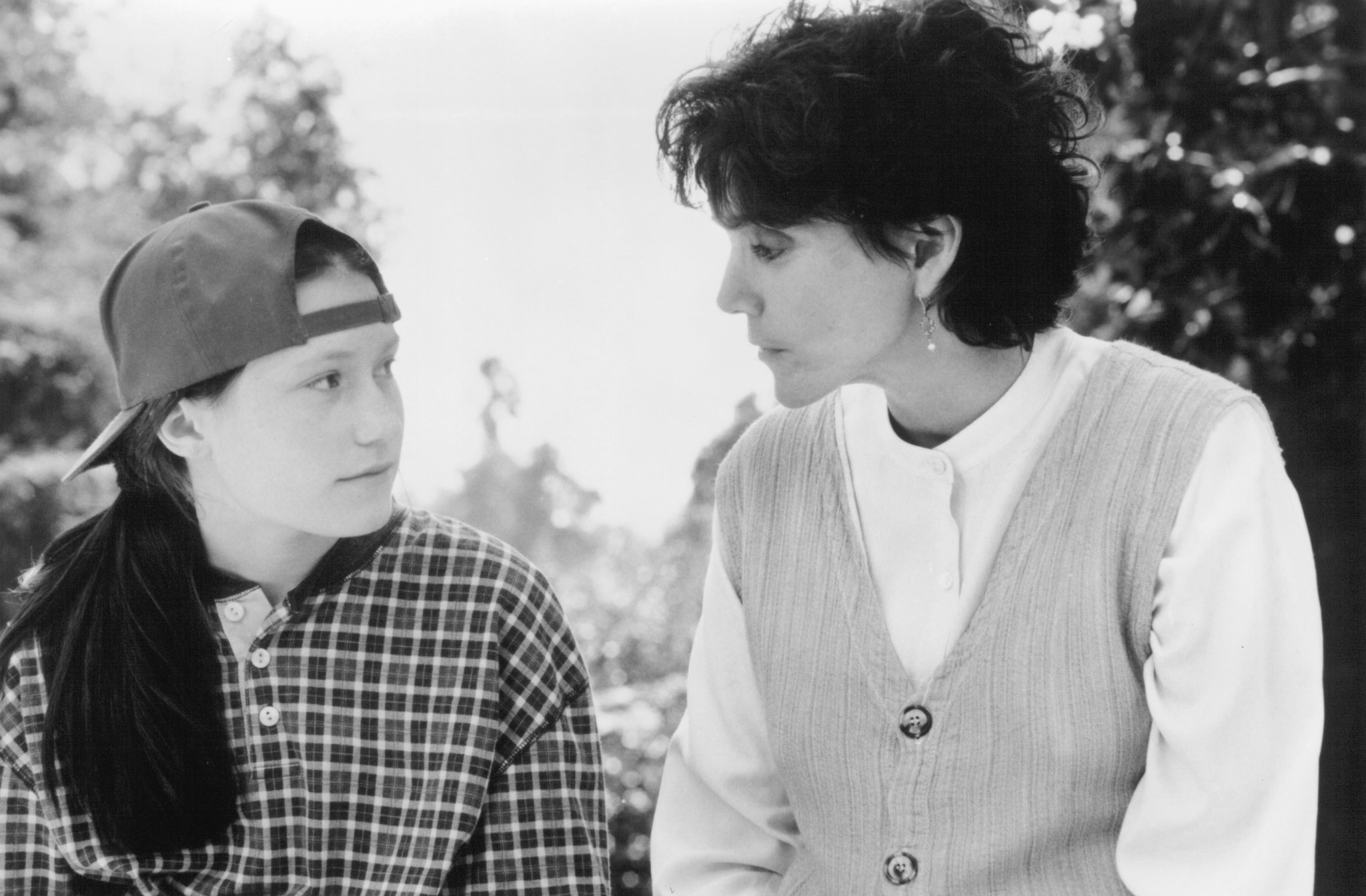 Still of Brooke Adams and Schuyler Fisk in The Baby-Sitters Club (1995)