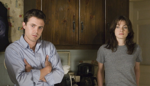 Still of Casey Affleck and Michelle Monaghan in Dingusioji (2007)