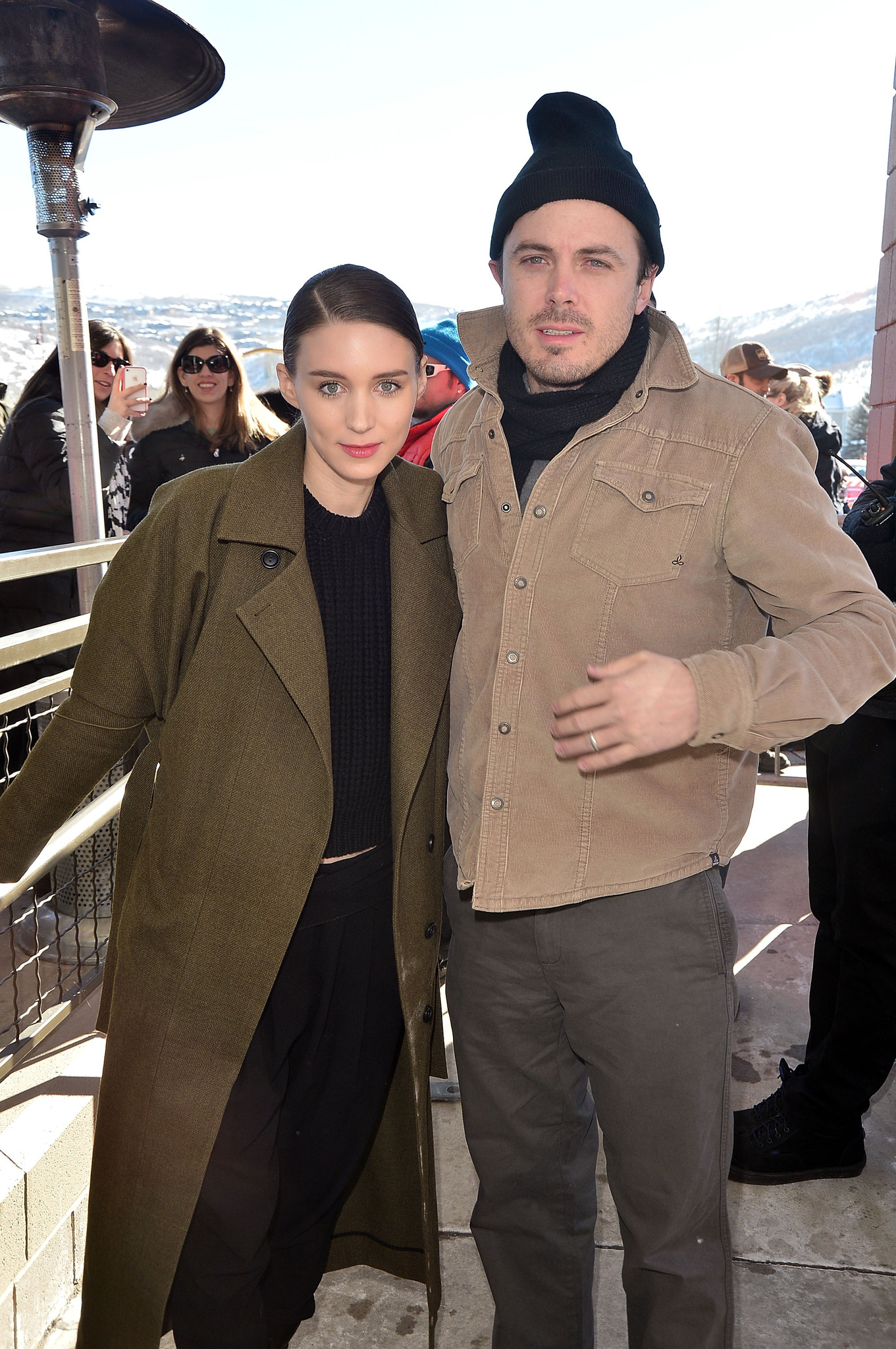 Casey Affleck and Rooney Mara at event of Ain't Them Bodies Saints (2013)