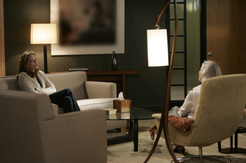 Still of Jane Alexander and Ally Walker in Tell Me You Love Me (2007)