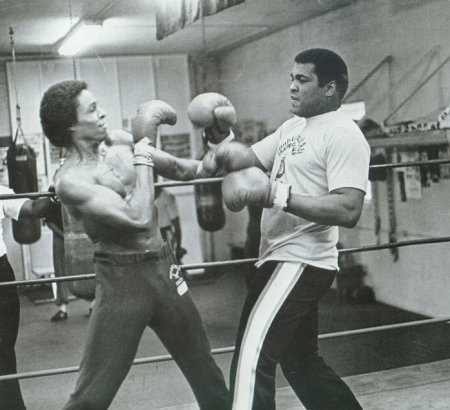 Leon Isaac Kennedy and Muhammad Ali on the set of 