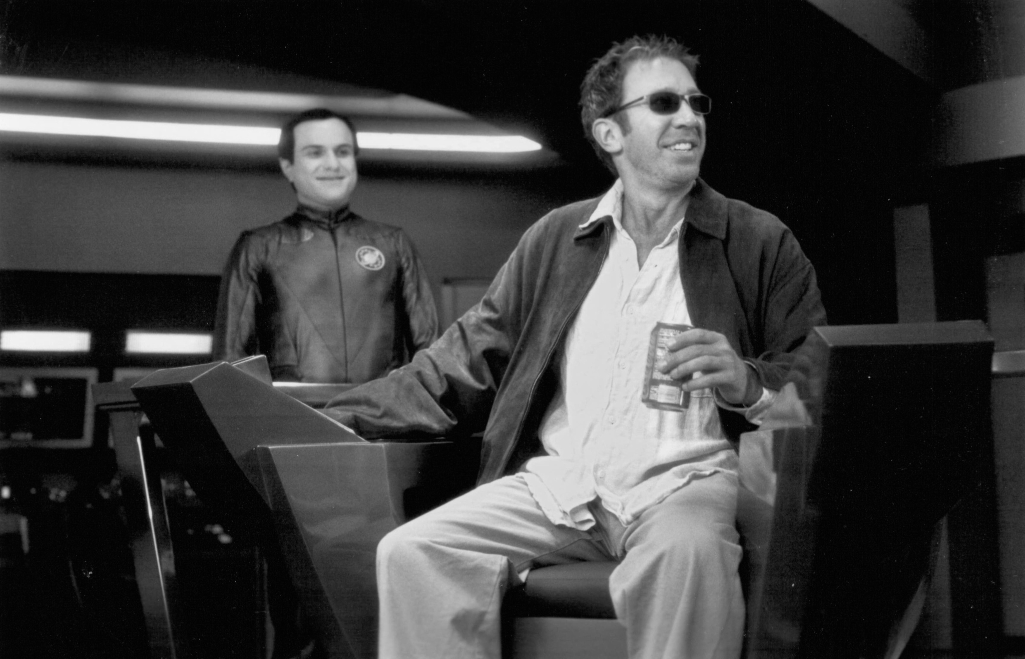 Still of Tim Allen and Enrico Colantoni in Galaxy Quest (1999)