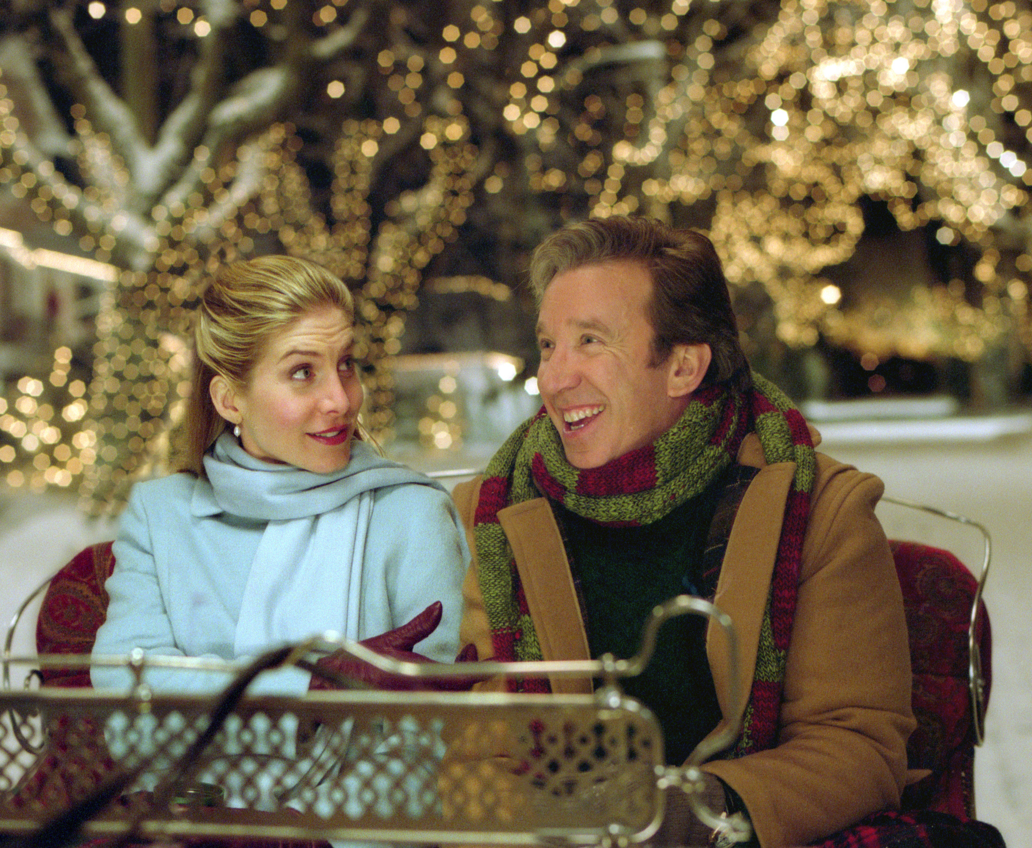 Still of Tim Allen and Elizabeth Mitchell in The Santa Clause 2 (2002)