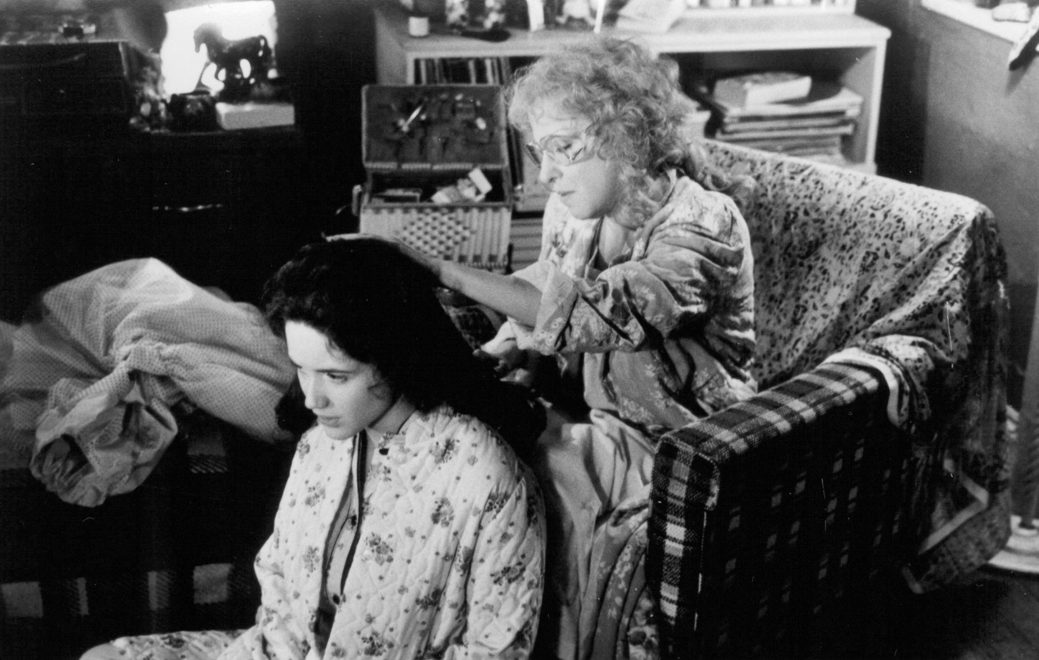 Still of Bette Midler and Trini Alvarado in Stella (1990)