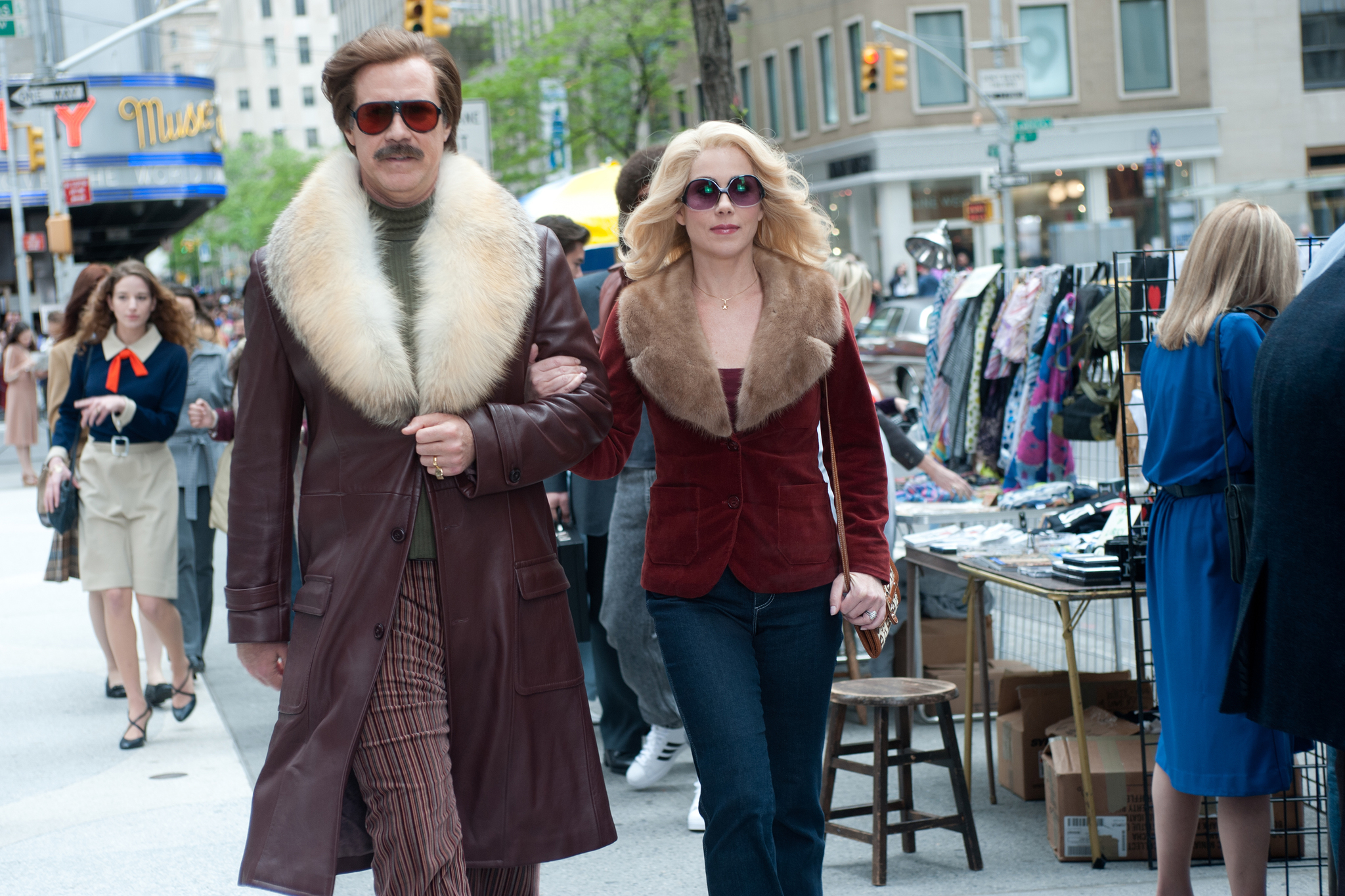 Still of Christina Applegate and Will Ferrell in Anchorman 2: The Legend Continues (2013)