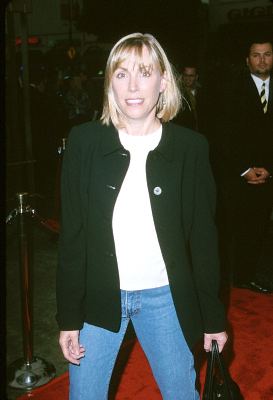 Bess Armstrong at event of The Way of the Gun (2000)
