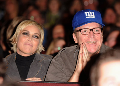 Sharon Stone and Tom Arnold at event of The Year of Getting to Know Us (2008)