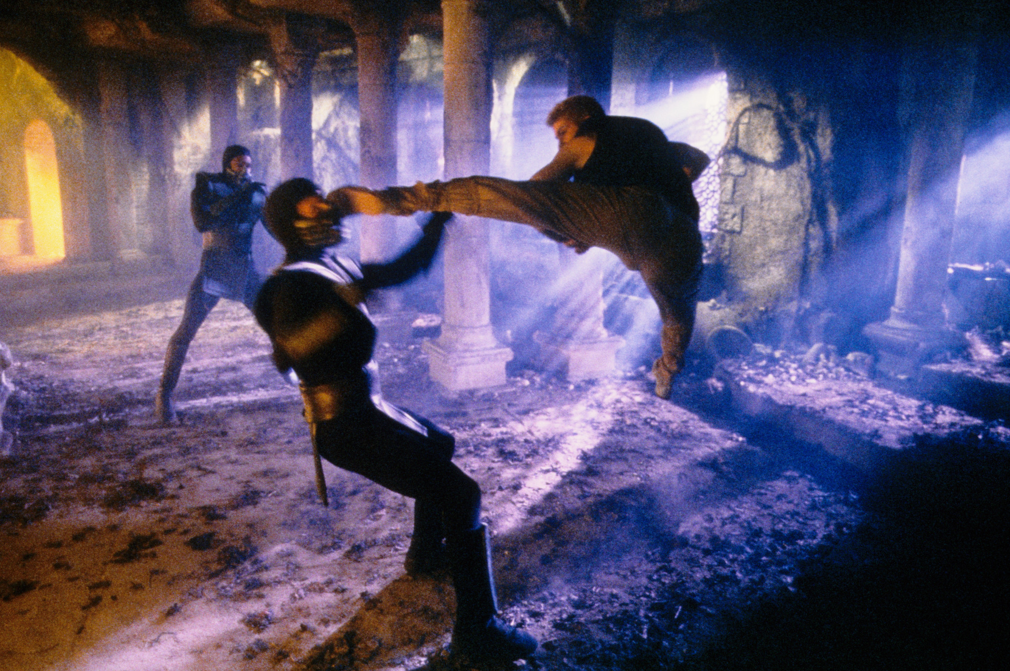 Still of Linden Ashby, Robin Shou and Bridgette Wilson-Sampras in Mortal Kombat (1995)