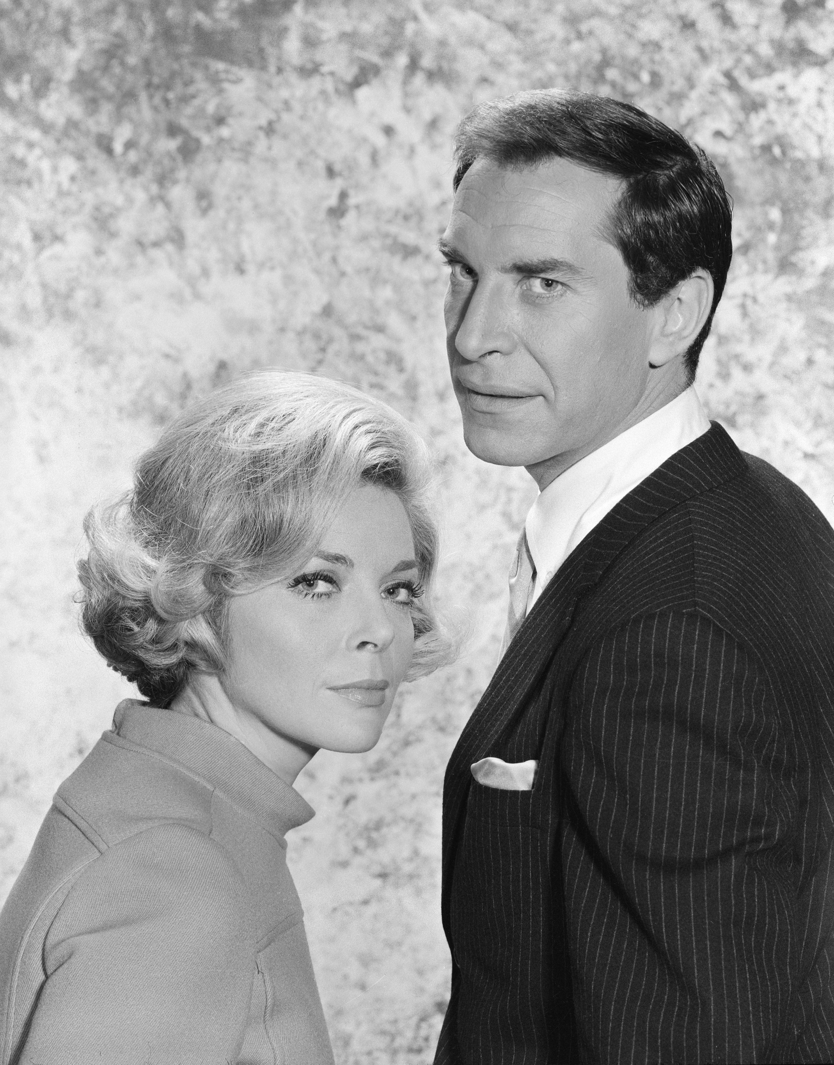 Still of Barbara Bain and Martin Landau in Mission: Impossible (1966)