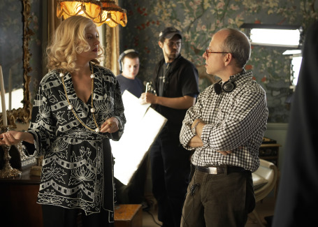 Still of Susan Sarandon and Bob Balaban in Bernard and Doris (2006)