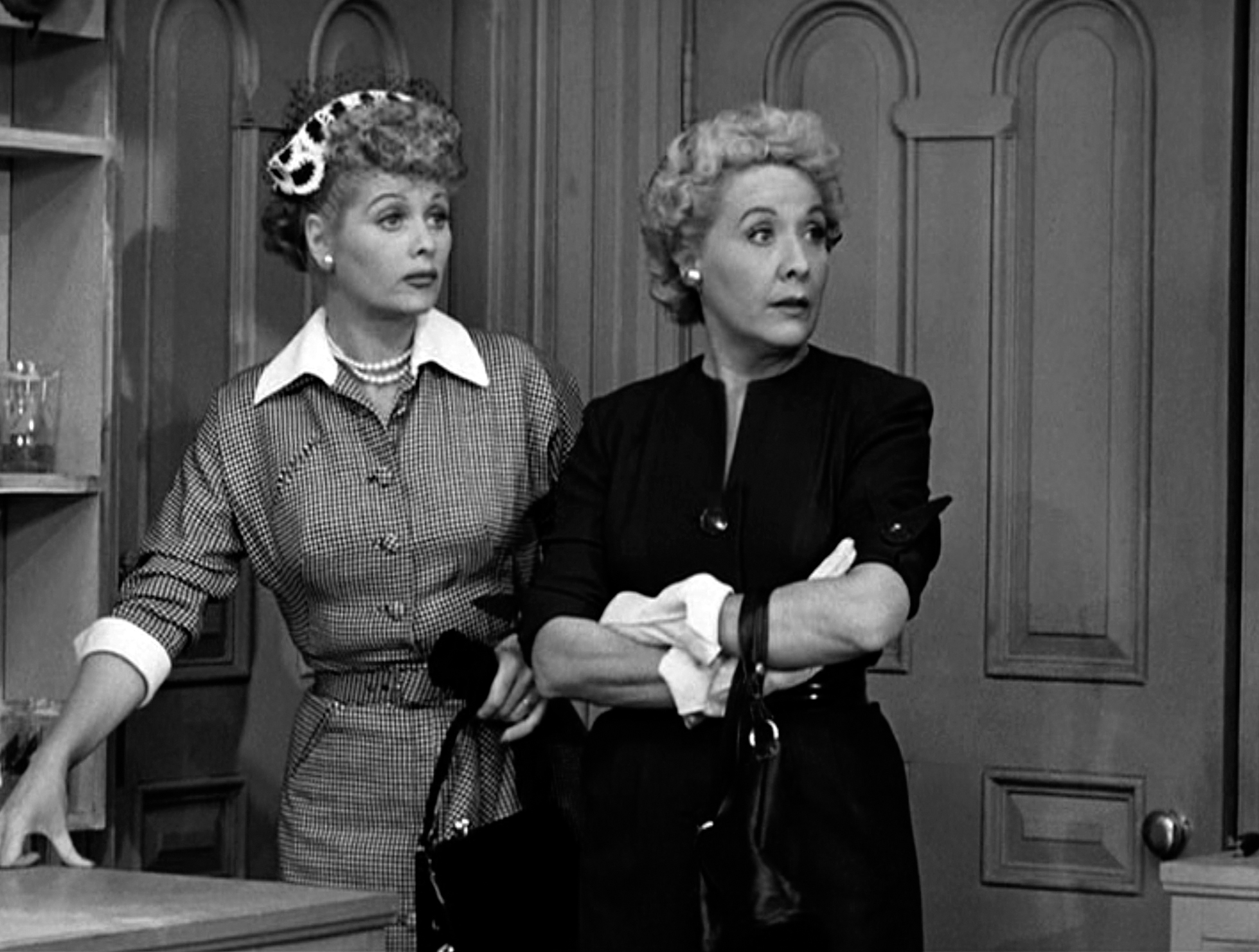 Still of Lucille Ball and Vivian Vance in I Love Lucy (1951)