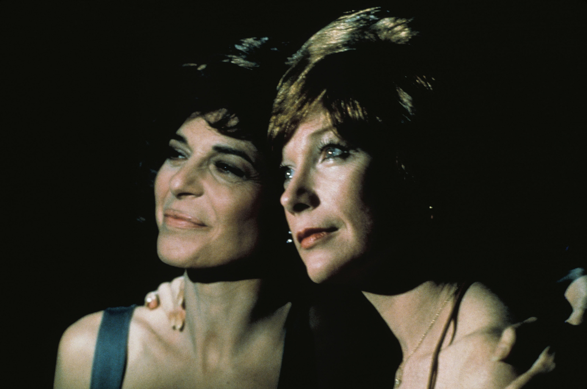 Still of Shirley MacLaine and Anne Bancroft in The Turning Point (1977)