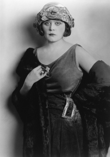 Theda Bara circa 1917