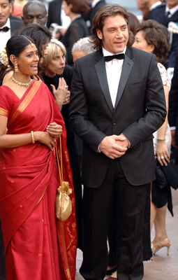 Javier Bardem and Nandita Das at event of Lemming (2005)