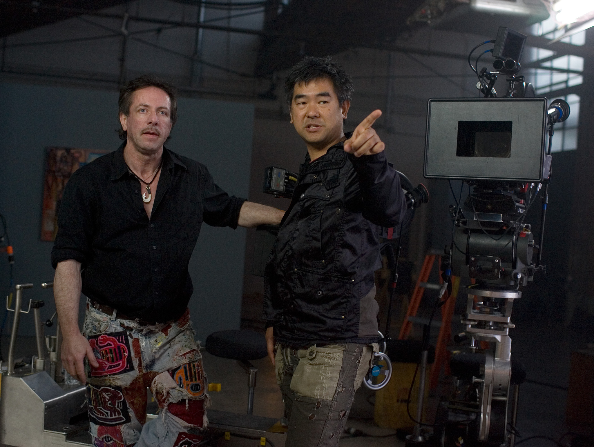 Still of Clive Barker and Ryûhei Kitamura in The Midnight Meat Train (2008)