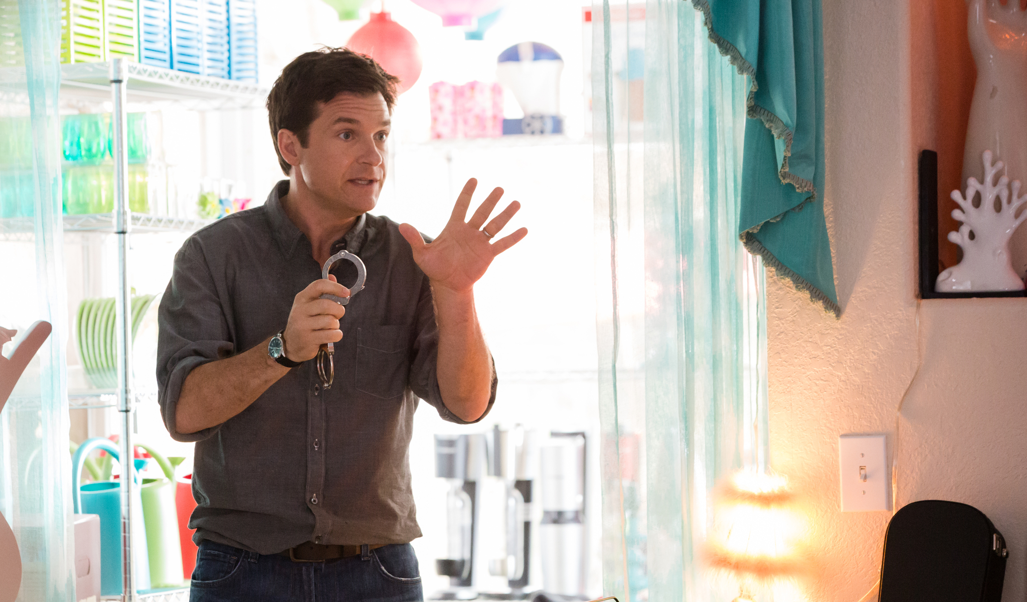 Still of Jason Bateman in Tapatybes vagile (2013)