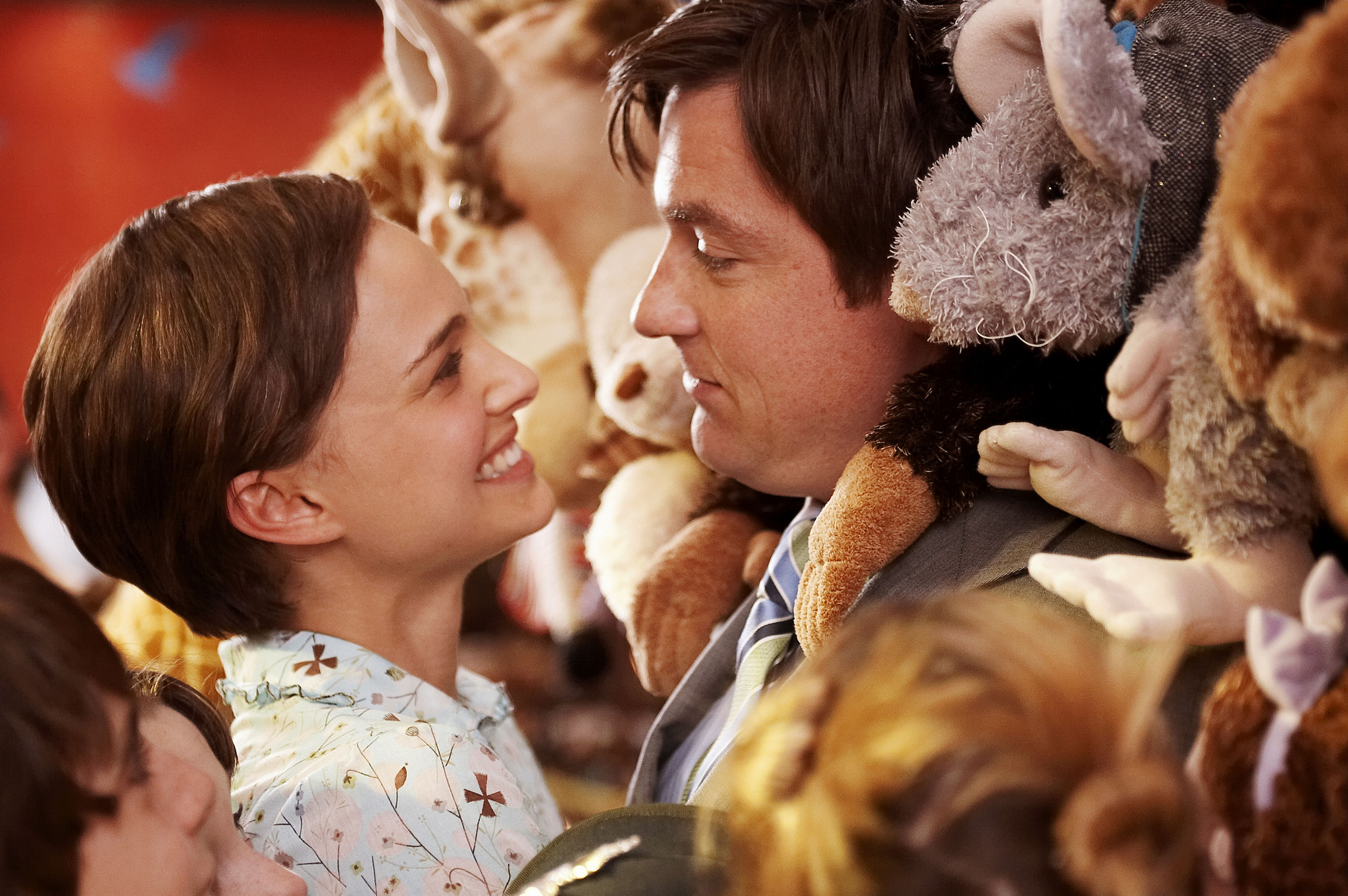 Still of Natalie Portman and Jason Bateman in Mr. Magorium's Wonder Emporium (2007)