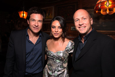 Jason Bateman, Mila Kunis and Mike Judge at event of Extract (2009)