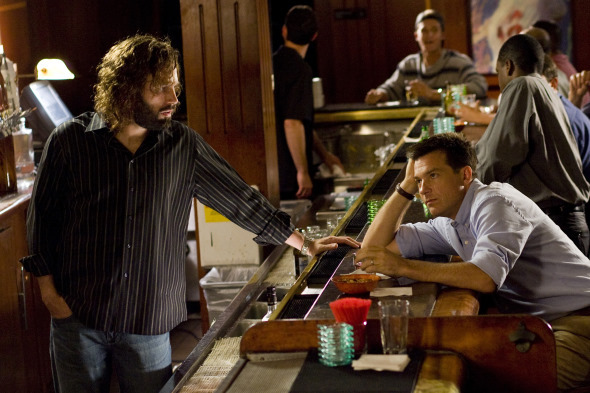 Still of Ben Affleck and Jason Bateman in Extract (2009)