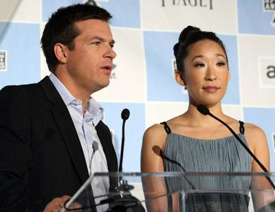 Jason Bateman and Sandra Oh