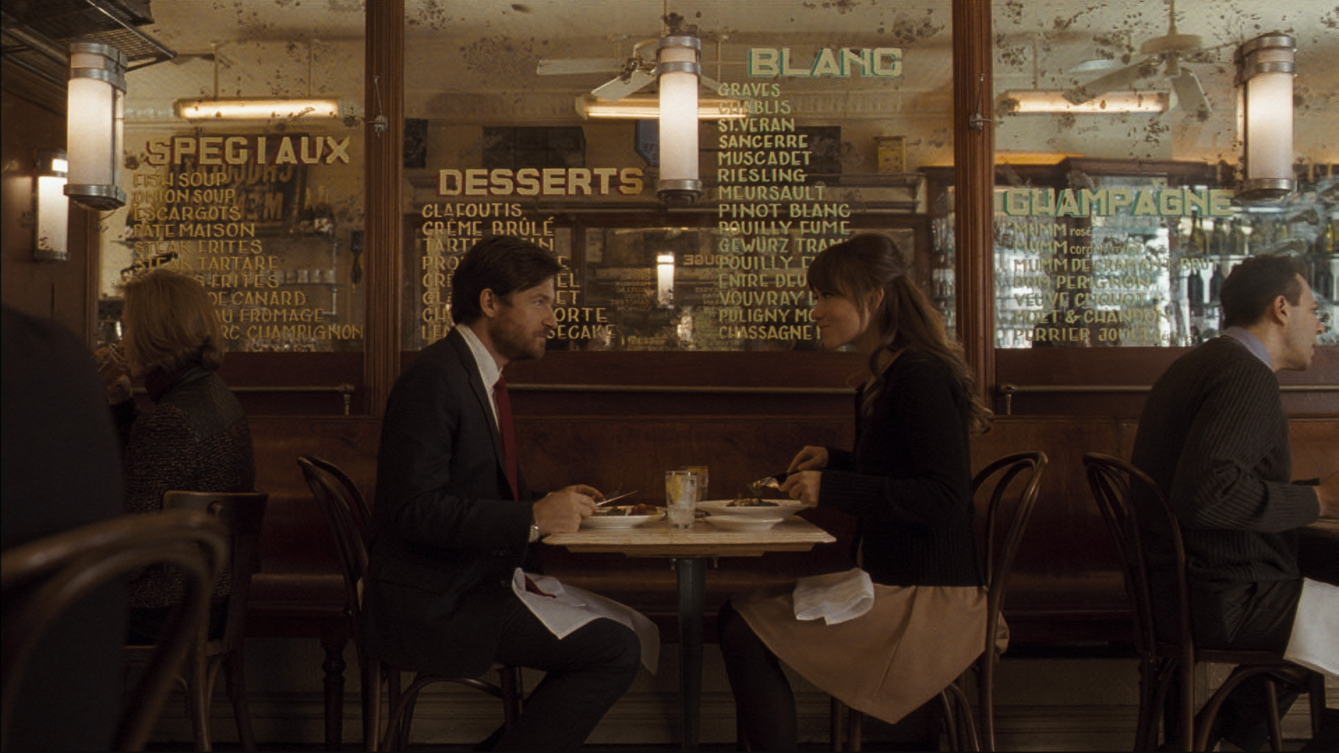 Still of Jason Bateman and Olivia Wilde in The Longest Week (2014)