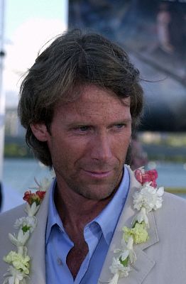 Michael Bay at event of Perl Harboras (2001)