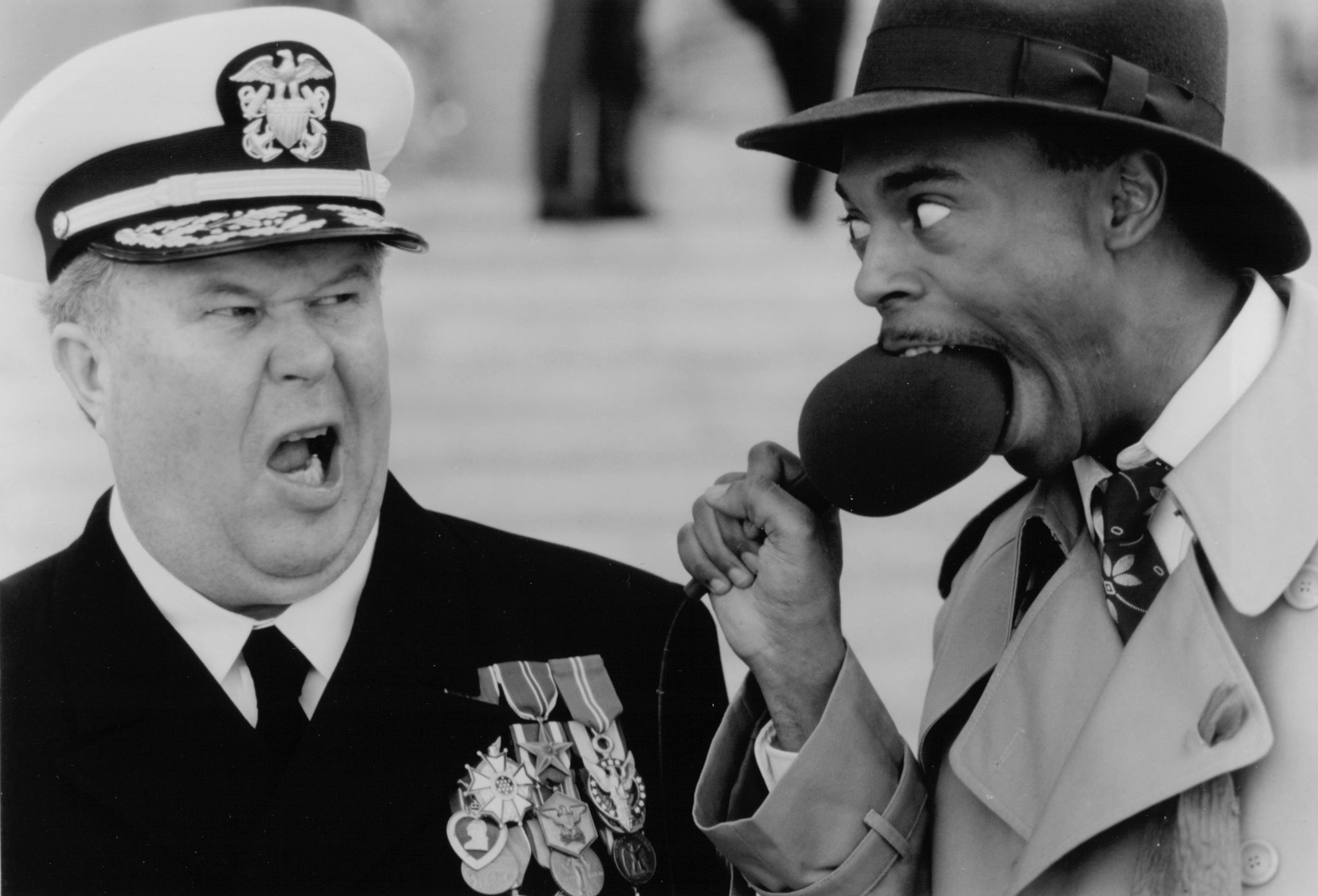 Still of Ned Beatty and Michael Winslow in Going Under (1990)