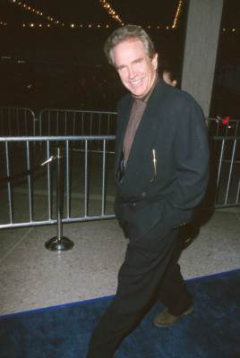 Warren Beatty at event of The Love Letter (1999)