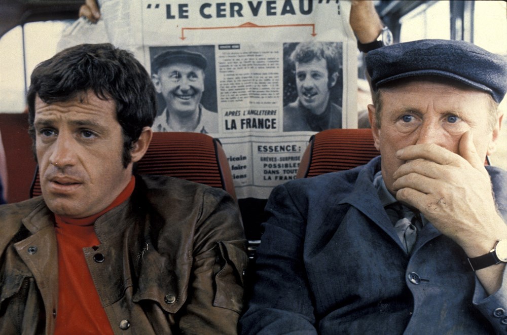 Still of Jean-Paul Belmondo and Bourvil in The Brain (1969)