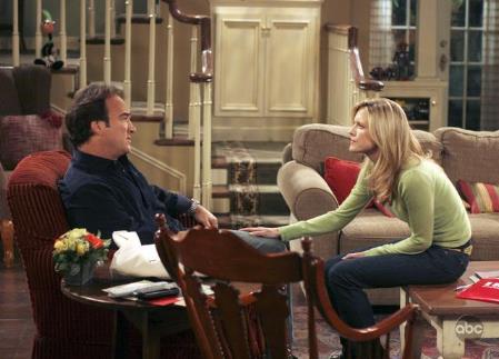 Still of James Belushi and Courtney Thorne-Smith in According to Jim (2001)