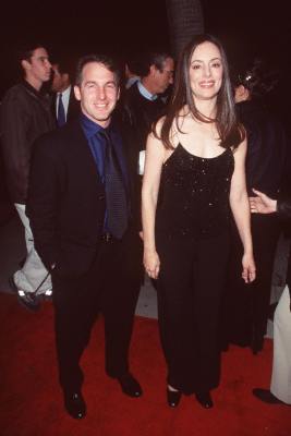 Madeleine Stowe and Brian Benben at event of Playing by Heart (1998)