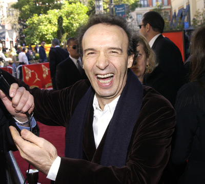 Roberto Benigni at event of Pinocchio (2002)