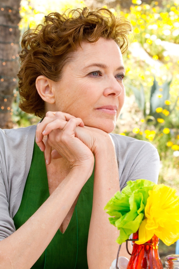 Still of Annette Bening in The Face of Love (2013)