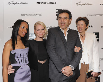 Annette Bening, Kerry Washington, Naomi Watts and Rodrigo Garcia at event of Mother and Child (2009)