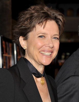 Annette Bening at event of Mother and Child (2009)