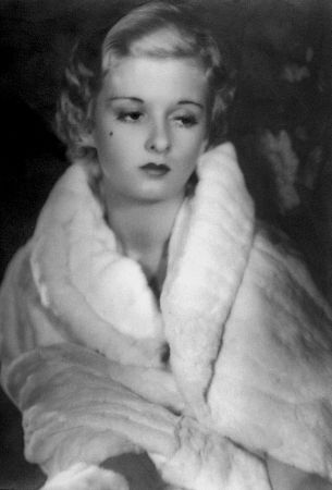 Joan Bennett August 1932