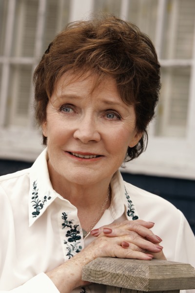 Still of Polly Bergen in Candles on Bay Street (2006)