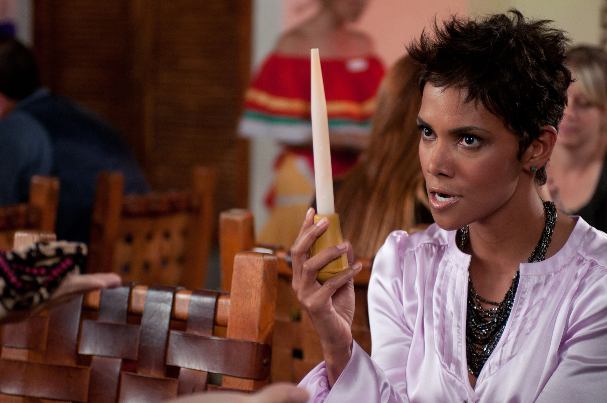 Still of Halle Berry in Kietasikniai (2013)