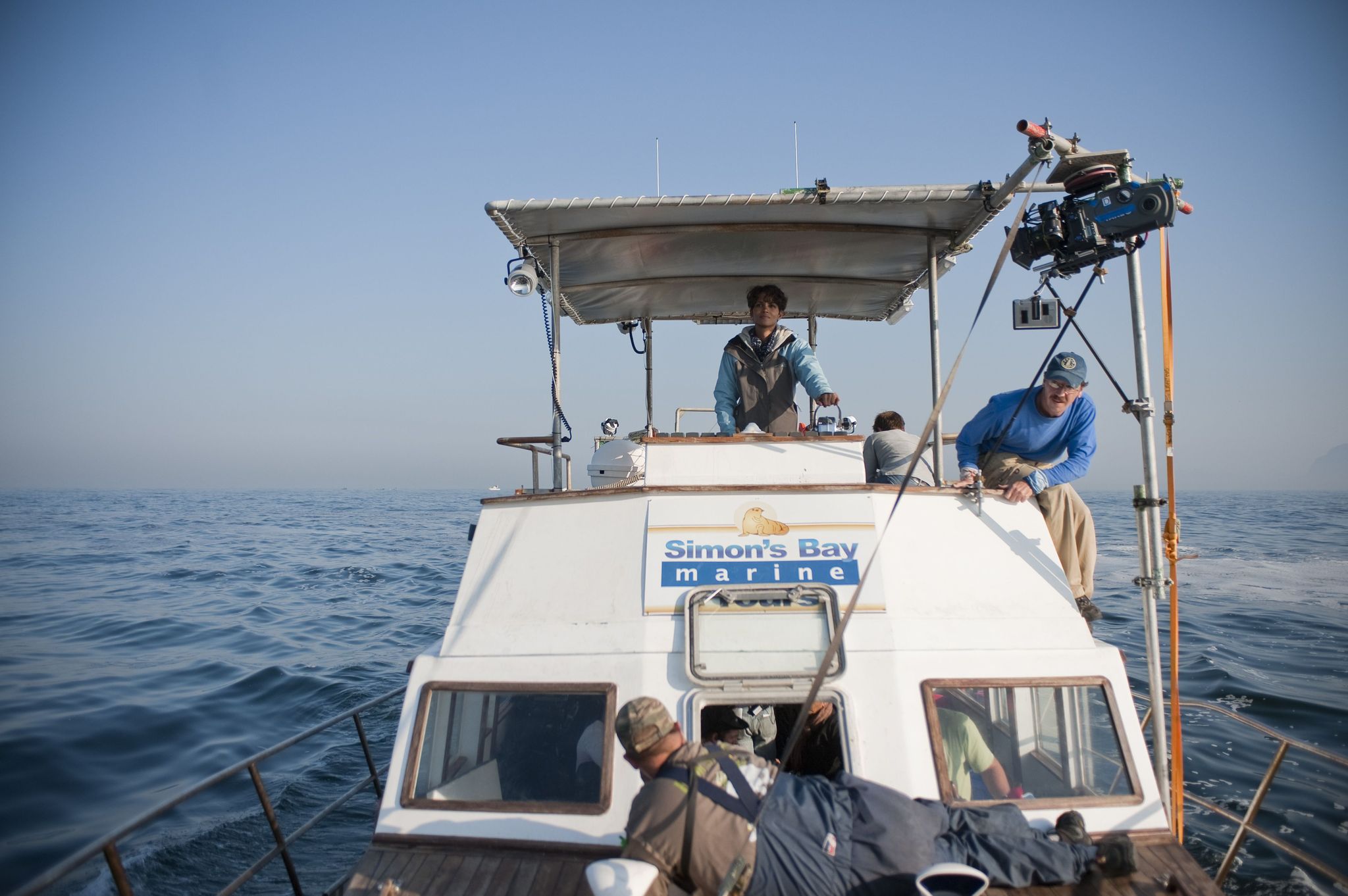 Still of Halle Berry in Dark Tide (2012)