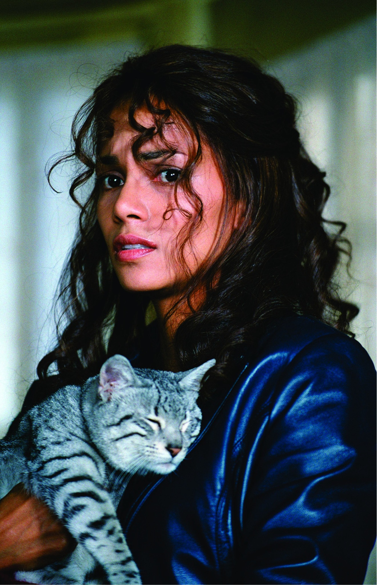 Still of Halle Berry in Catwoman (2004)