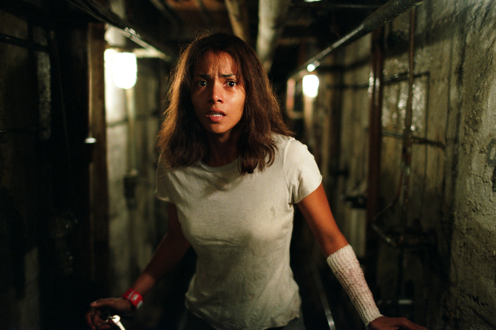 Still of Halle Berry in Gothika (2003)