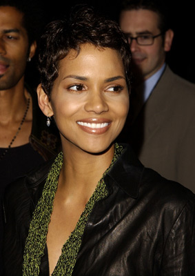 Halle Berry at event of Evelyn (2002)