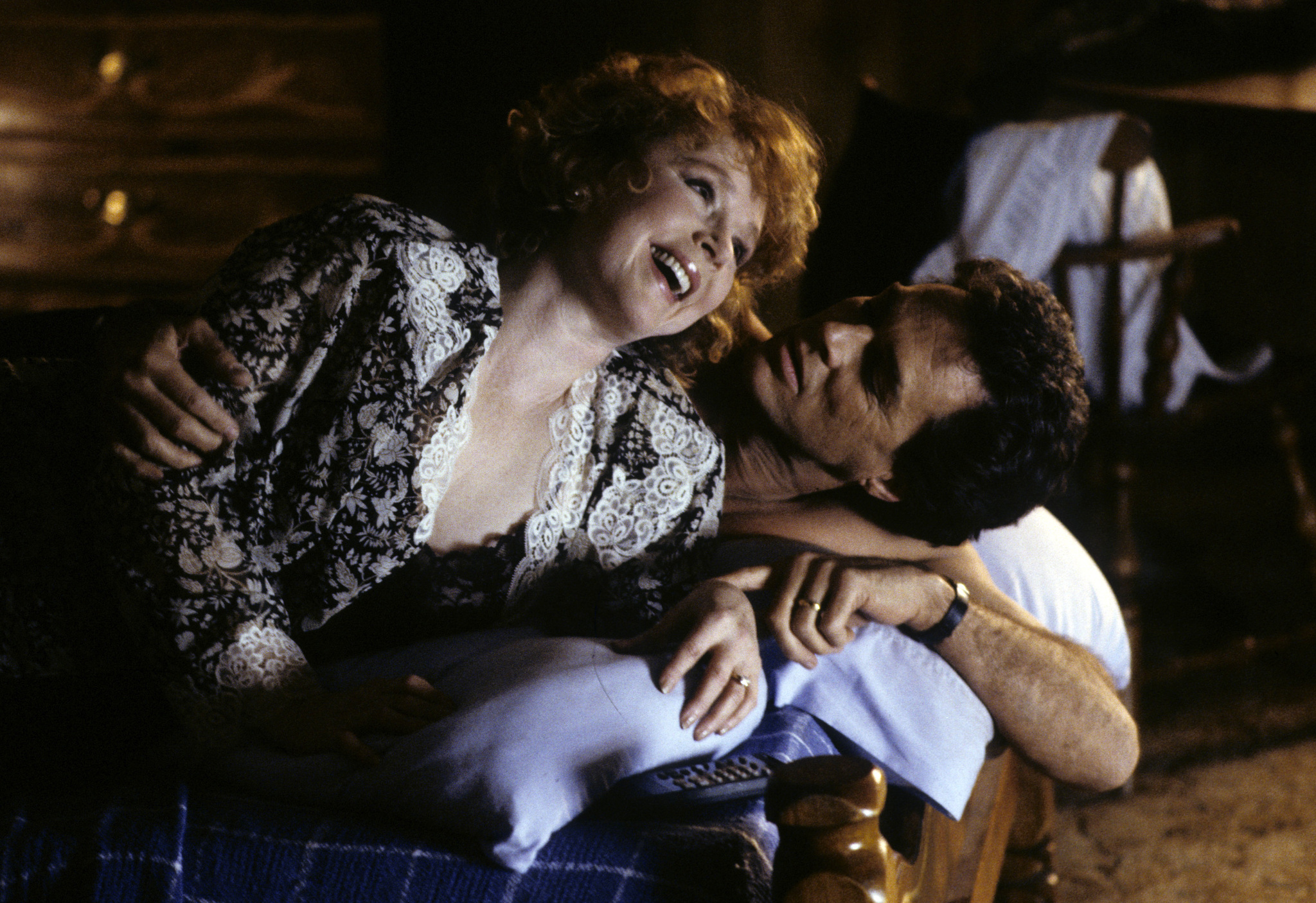 Still of Richard Beymer and Piper Laurie in Twin Pykso miestelis (1990)