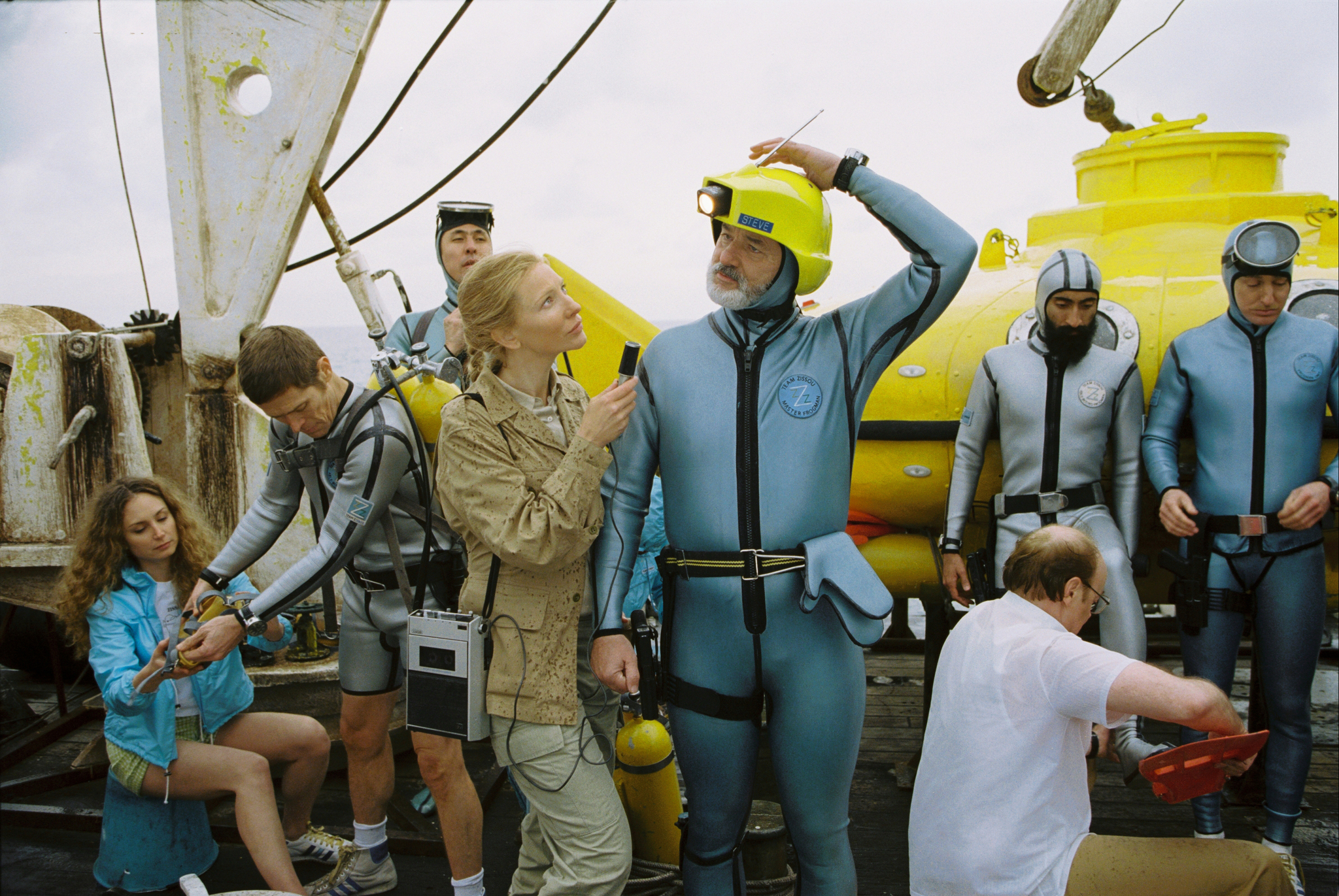Still of Bill Murray and Cate Blanchett in The Life Aquatic with Steve Zissou (2004)