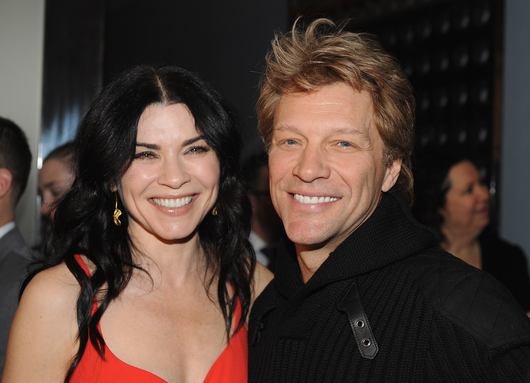 Julianna Margulies and Jon Bon Jovi at event of Stand Up Guys (2012)