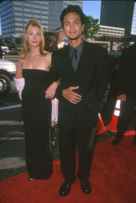 Julia Roberts and Benjamin Bratt at event of Runaway Bride (1999)