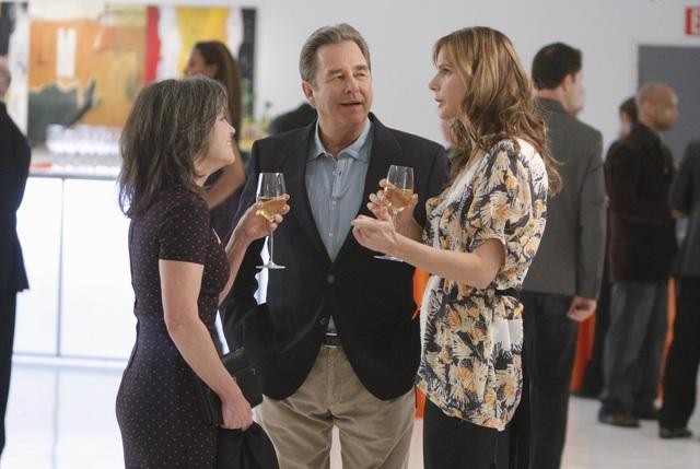 Still of Sally Field, Beau Bridges and Rachel Griffiths in Brothers & Sisters (2006)