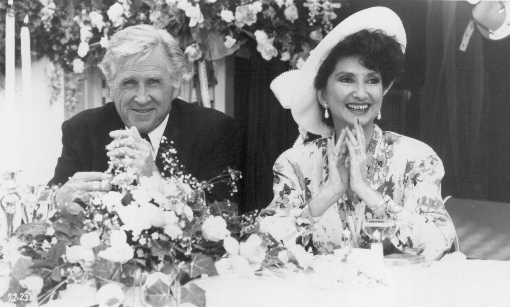 Still of Lloyd Bridges and Norma Aleandro in Cousins (1989)